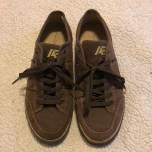 Men’s brown American Eagle sneakers 👟